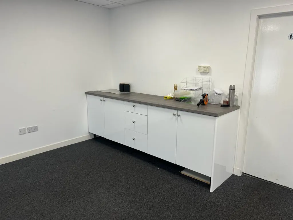 2nd Floor - 21 Bath Street, Glasgow, Offices To Let - PHOTO20240123202552 5.jpg