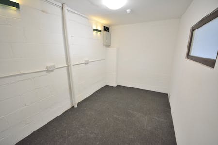 UNIT 3B, Broadfield Industrial Estate, Heywood, Industrial / Industrial / Storage To Let - CSC_0028.JPG