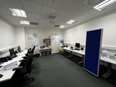 40 - 42 Watney Market, London, Office To Let - IMG_8538.jpg