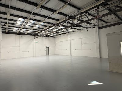 Unit 19 Ash, Kembrey Park,, Swindon, Industrial / Warehouse To Let - 3.jpg