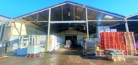 Warehouse 2B, Rippleside Commercial Estate, Barking, Industrial / Warehouse To Let - 20240119_1250100  Edited.jpg