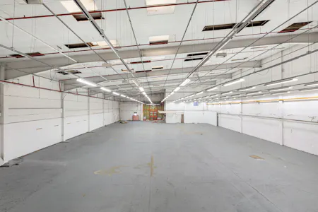 Unit 3 Meridian Trading Estate, Charlton, Industrial / Trade Counter To Let - Forest_Real_EstateUnit_3_Meridian_Trading_Estate20.jpg