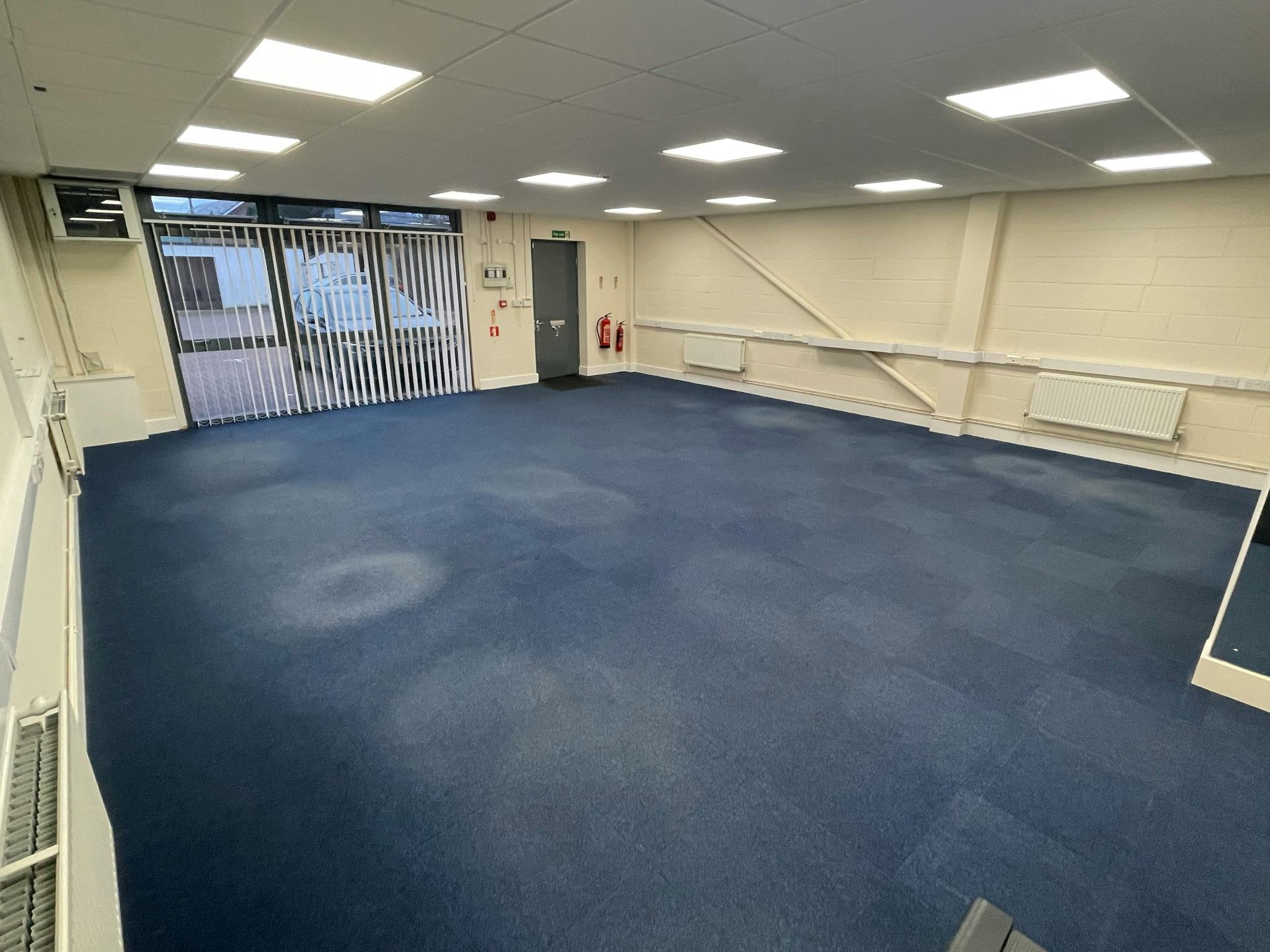 Longs Business Centre, Unit 1