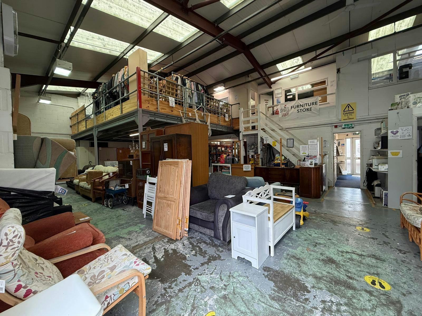 Industrial Unit in Havant - photo 2