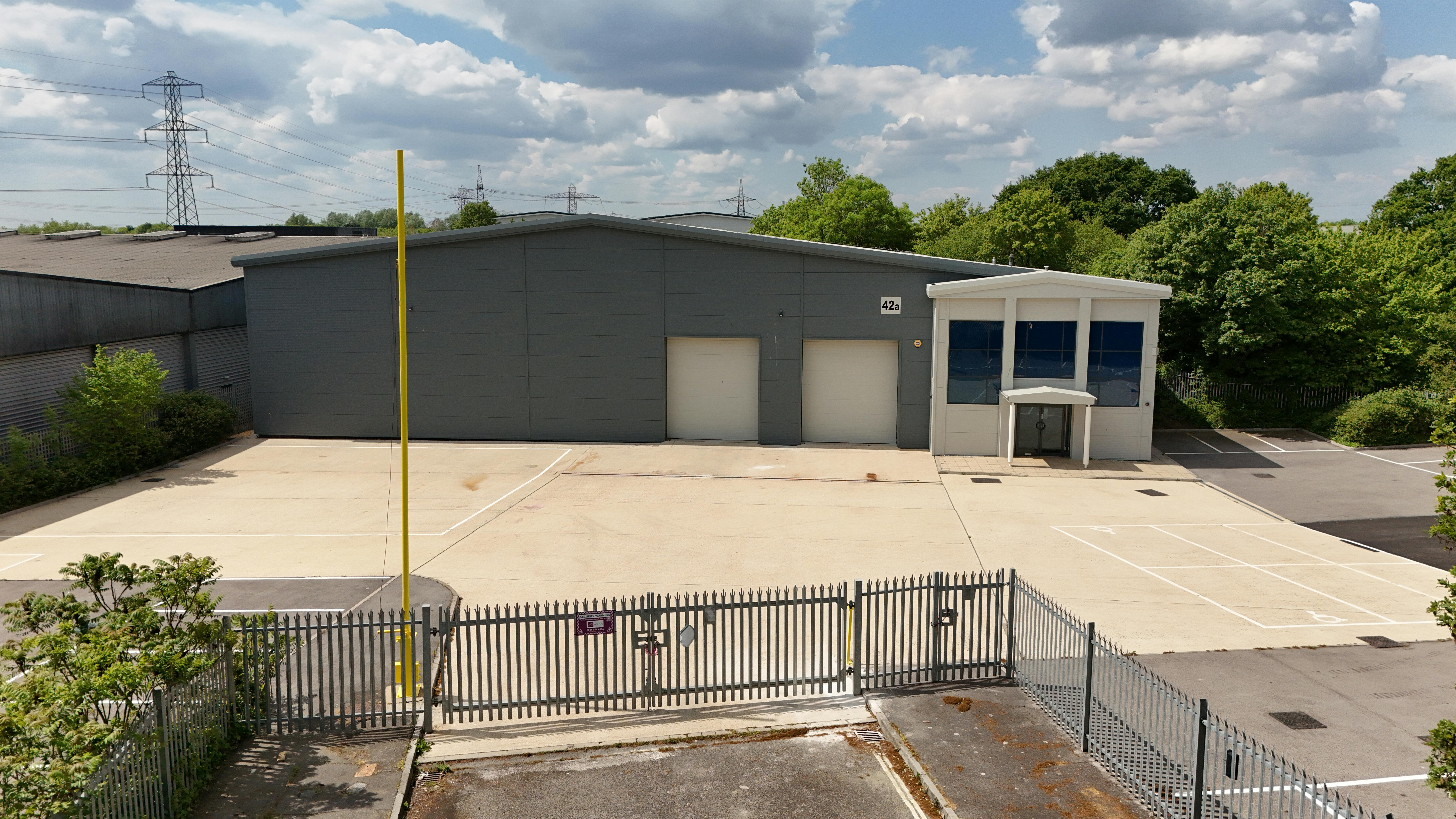 Industrial Unit in Southampton - photo 3