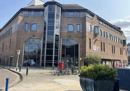 Albery House, Springfield Road, Horsham, Office To Let - Image 1