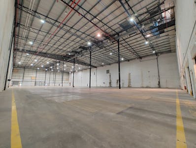 Titan, Kendal Avenue, Park Royal, Industrial/Logistics To Let - IMG_20240116_121927071.jpg