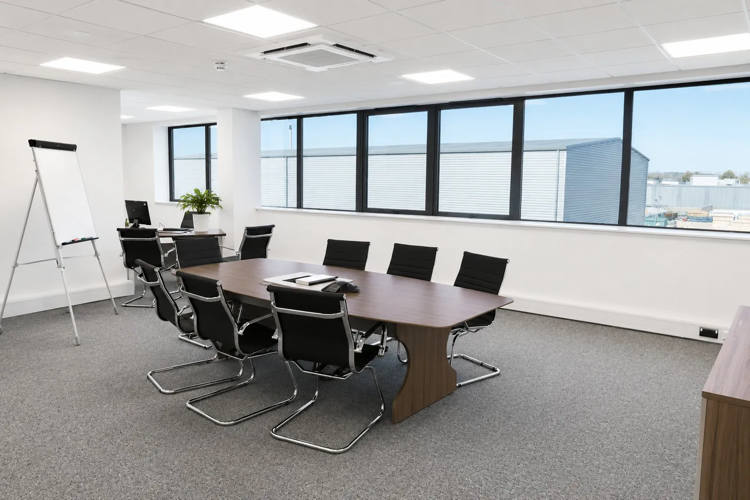 Unit 7 East Place, Harlow, Industrial To Let - office