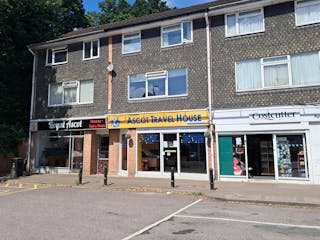 5 Royal Hunt House, Ascot, Retail To Let - provJnOpNeD 002.jpeg