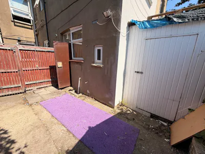 280 London Road, Westcliff-on-Sea, Office / Retail To Let - WhatsApp Image 2026-08-03 at 12.24.33 (5).jpeg