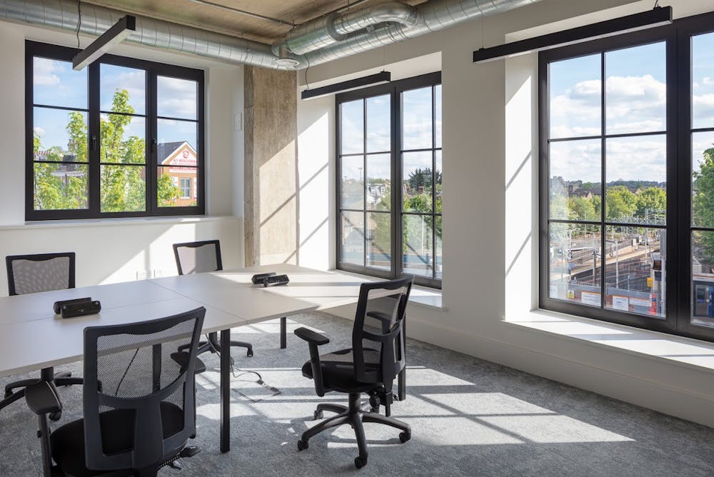 Riley Studios, 724 Holloway Road - Corner Office.jpg