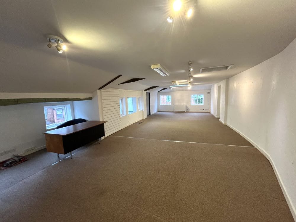 4 White lion walk, Banbury, Residential Conversion / Retail For Sale - image00023.jpg