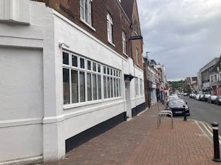 Cambridge Court, Camberley, Offices / Retail To Let - IMG_0659.jpg
