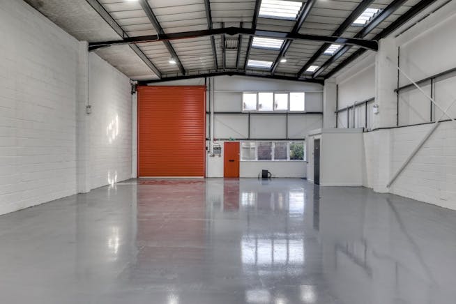 17 & 18 Lister Road Industrial Estate, Basingstoke, Industrial / Industrial To Let - Unit 18-3.jpg