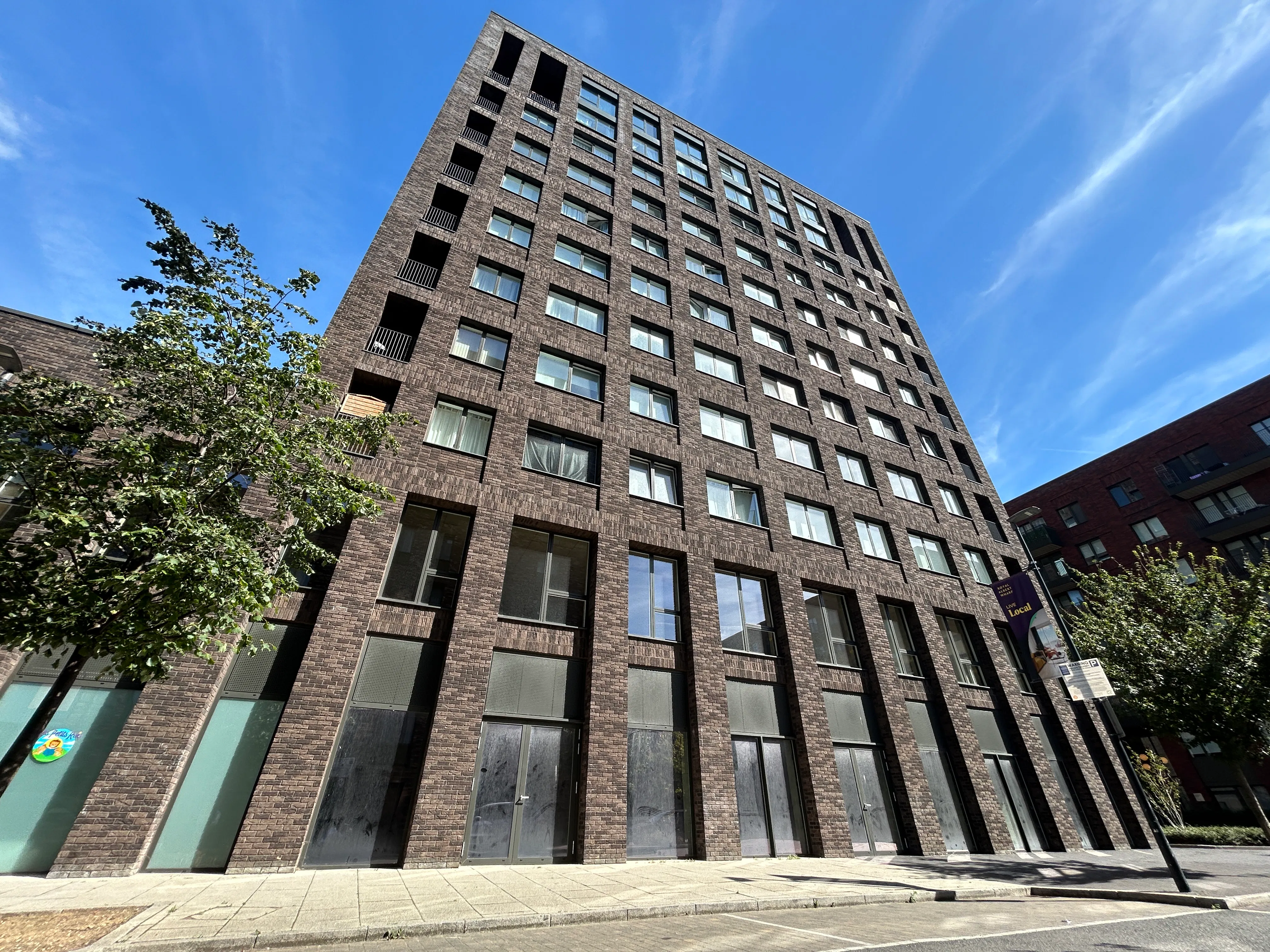 5 Shackleton Way, London, Leisure / Office / Retail, To Let