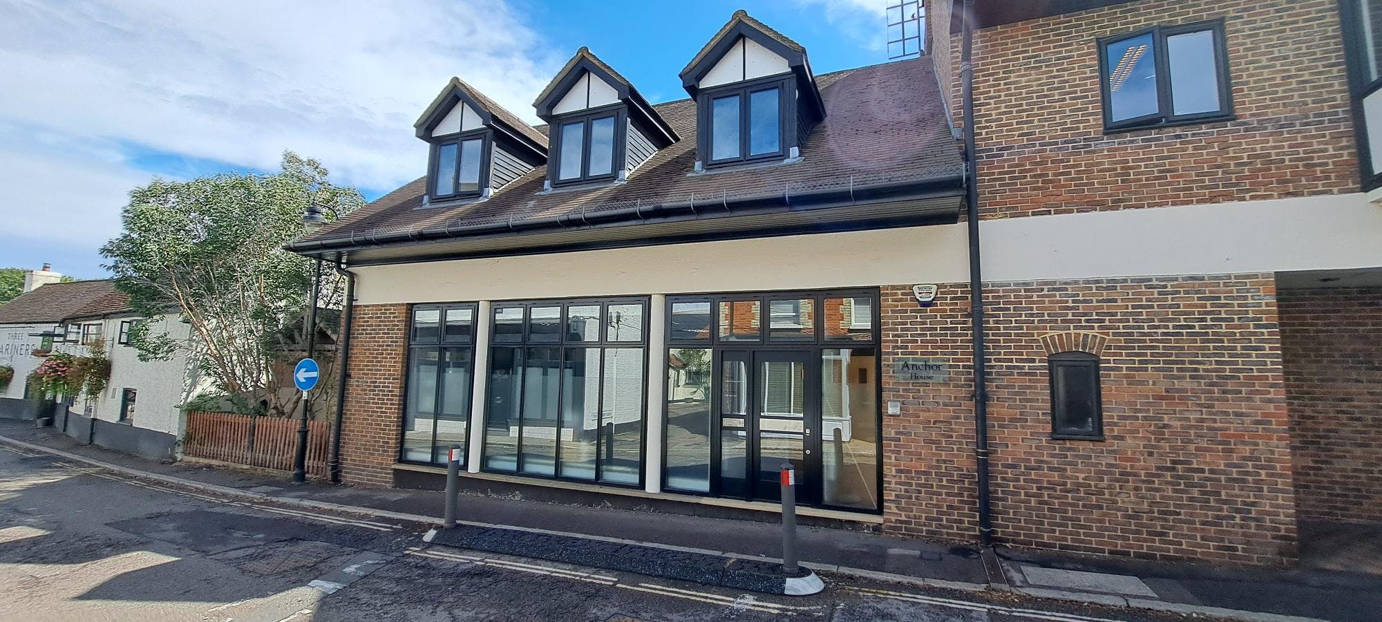 Anchor House (Ground Floor), Bagshot, Offices To Let - 20250826_131328.jpg
