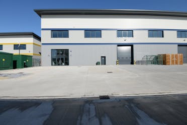 Units 4A&B, Vauxhall Trading Estate, Vauxhall Trading Estate, Stockport, Industrial To Let - 4A 2.JPG - More details and enquiries about this property