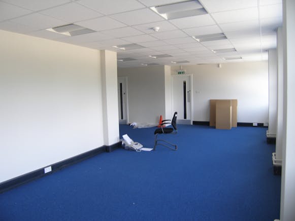 Unit 15 & 16, Mead Park Industrial Estate, Harlow, Industrial To Let - P9080006.JPG