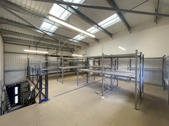 Unit E, Howland Road, Thame, Industrial Lease Assignment - IMG_7620.JPG