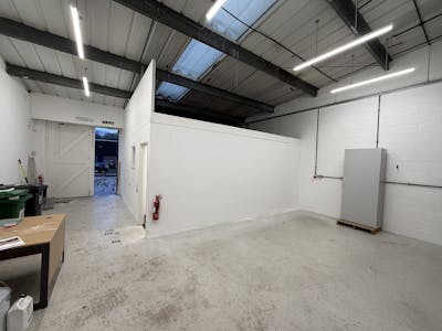 Unit 8 Dunlop Road Hunt End, Redditch, Industrial/Logistics To Let - 15 Dec 25 1.JPG