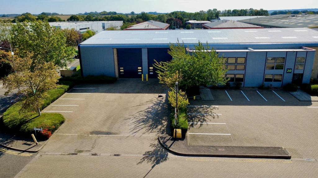 dji_fly_20250919_120042_295_1758279781268_photo_optimized