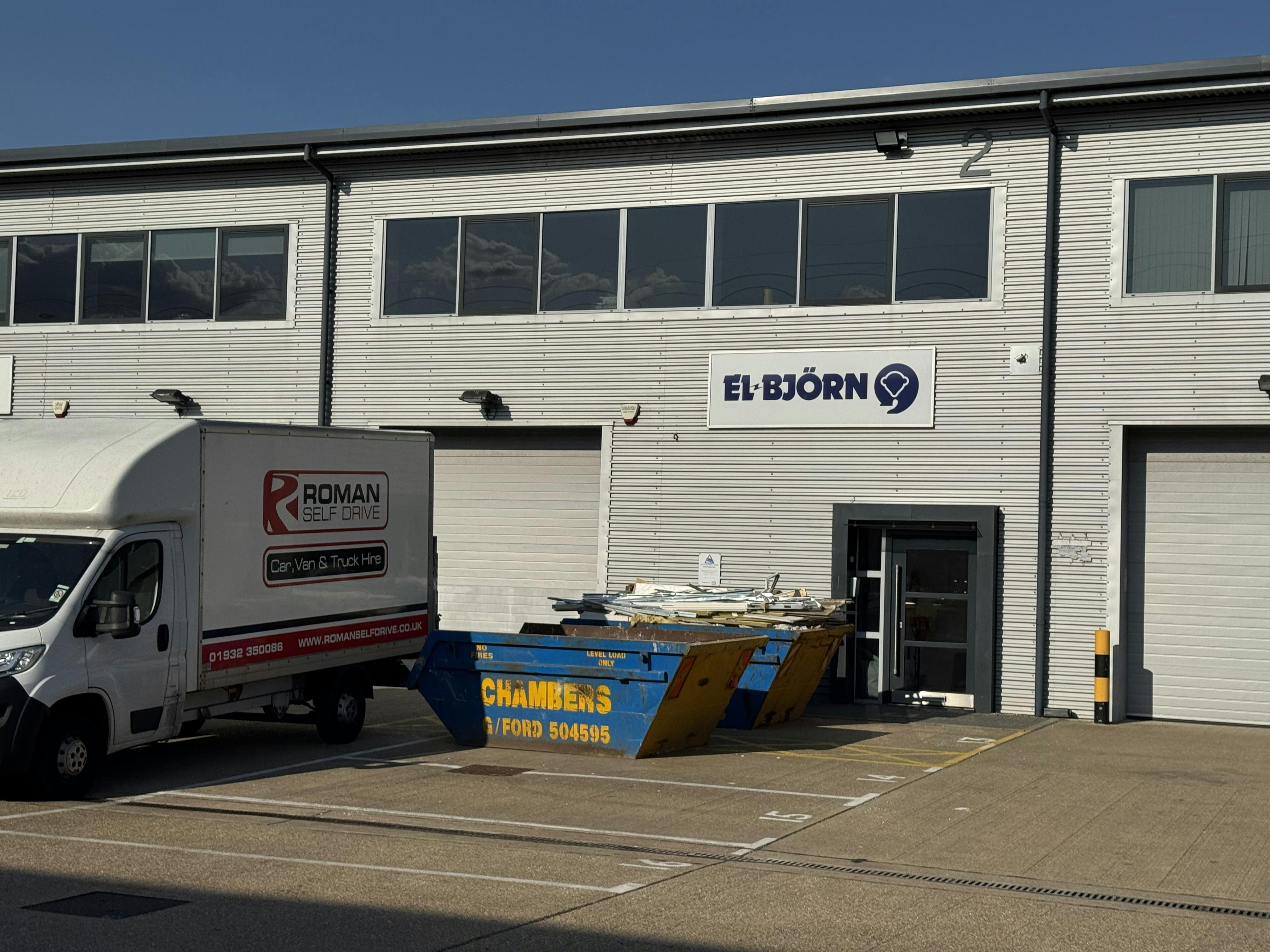 Unit 2, Oyster Park, Chertsey Road, Byfleet, Warehouse & Industrial To Let - IMG_1690.jpg