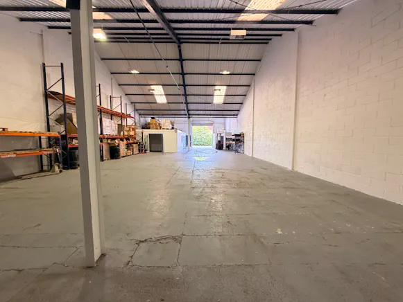 Unit 16 Progress Road, Leigh-On-Sea, Industrial To Let - WhatsApp Image 2026-06-09 at 10.08.00 AM (7).jpeg