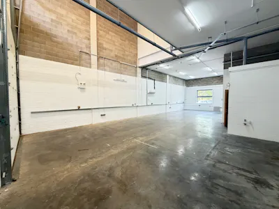 Unit 14 iO Centre, Woolwich, London, Industrial / Trade Counter / Urban Logistics To Let - c83897d2-b010-484e-882d-bbaad31a7c77.JPG