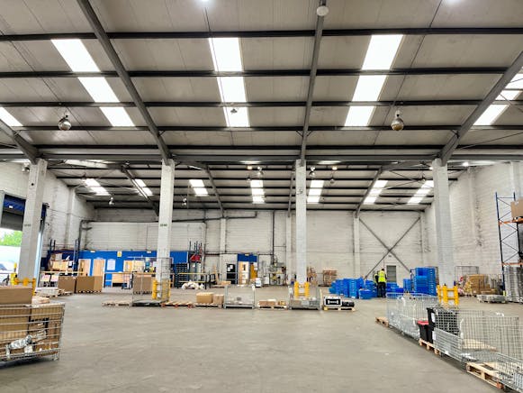 Westgate 2 Avia Park, Heathrow To Let - Westgate 2  Warehouse 3.jpg