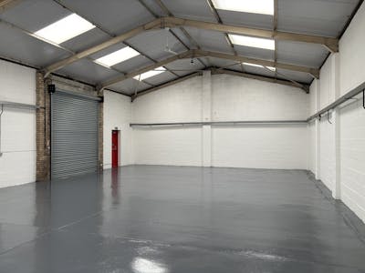 Unit 9, Ynyswen Industrial Estate, Treorchy, Industrial To Let - IMG_1701.jpg