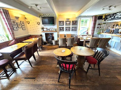 The Hunters Inn, 105 Marple Road, Glossop, Leisure To Let - 20250801_112131.jpg