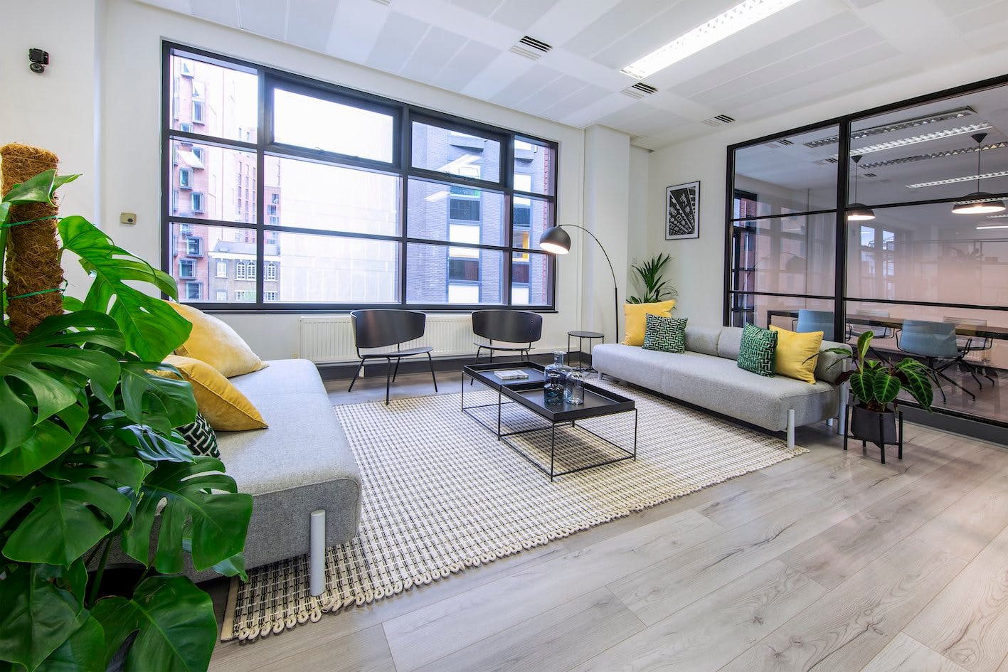 Office in London - photo 2