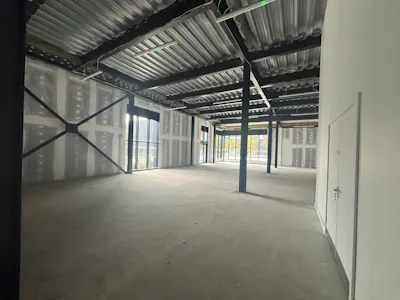 Unit CUO2, Ground Floor, Middlewood Locks, Salford, Retail To Let - inside 3.jpg