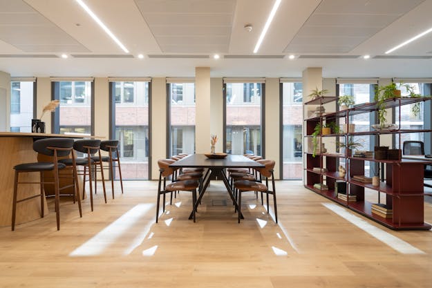 5 Norwich Street, Office To Let - MC4318-2243-HR.jpg