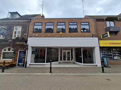 22-24 Pump Street, Worcester, Retail To Let - 20250522_131542 - New Front.jpg