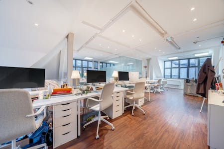 11-13 Market Place (4th Floor), London, Office To Let - 1403548-1-6970bfe3254db.jpg