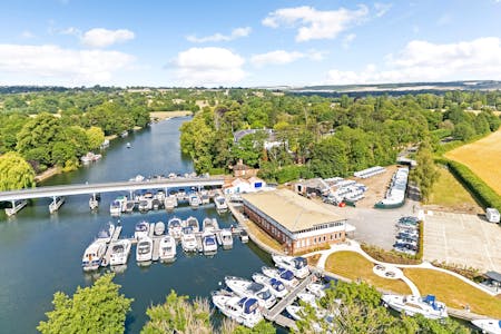 DB Marine Building, Ferry Lane, Cookham on Thames, Office To Let - 95149_D B Marine Cookham Bridge 33.jpg