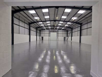 Unit 560, Salford, Industrial/Logistics To Let - I.jpg