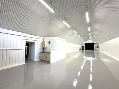 Arch 171-172 Sail Street, Waterloo, Waterloo, Industrial / Office To Let - 20260609_130845298_iOS.jpg