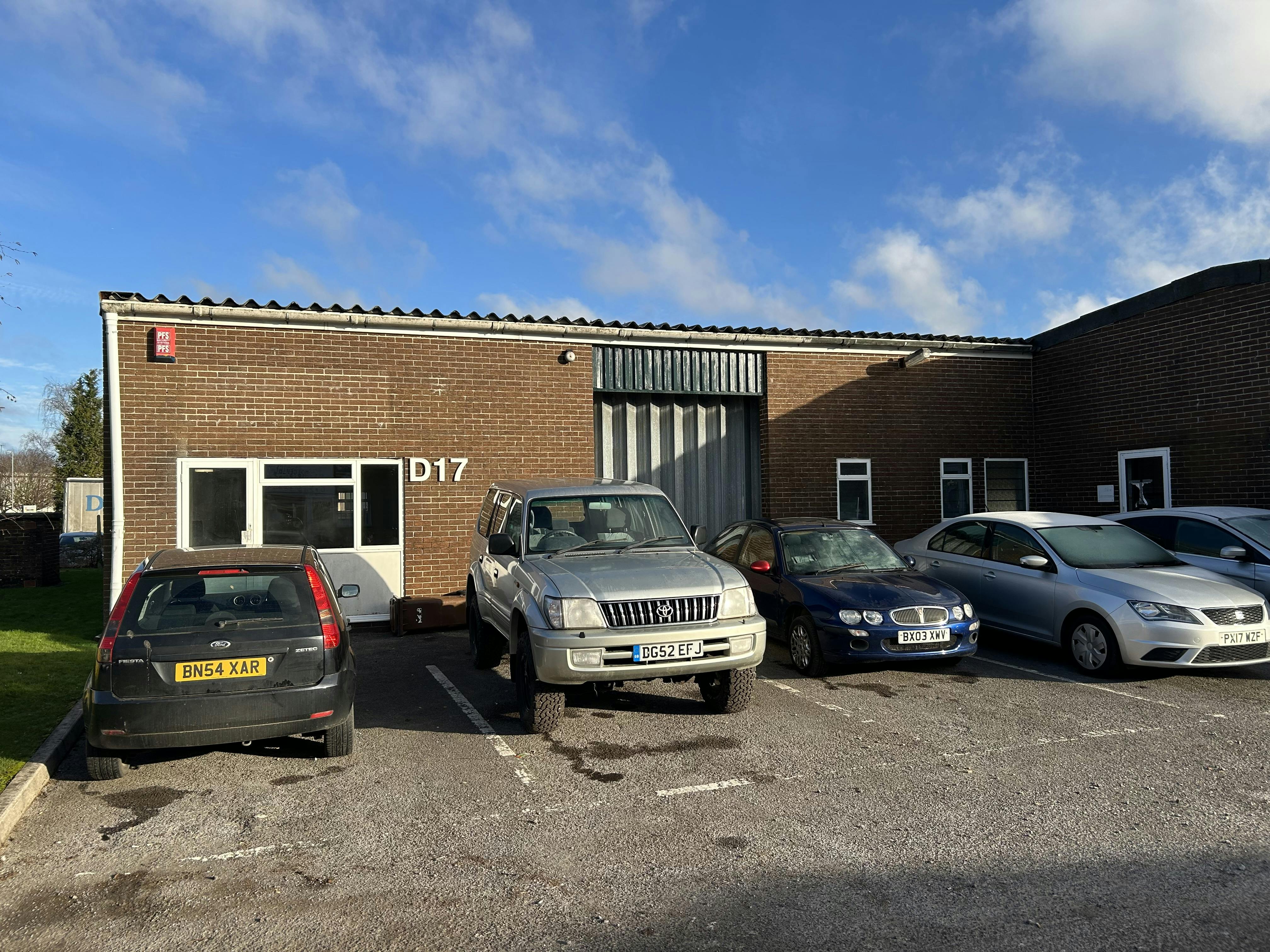 Unit D17, Erin Trade Centre, Bumpers Farm, Chippenham, Industrial To Let - IMG_3302.jpg