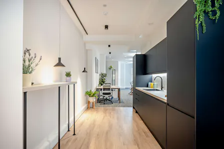 Gresham Street Estate, 48 Gresham Street, London, Office To Let - 8692977-interior08-800.jpg