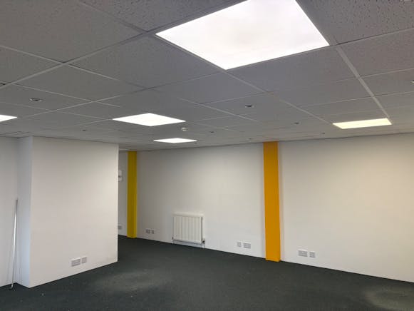 Fairway House, High Street, Great Missenden, Development / Investment / Offices To Let - IMG_6427.jpeg