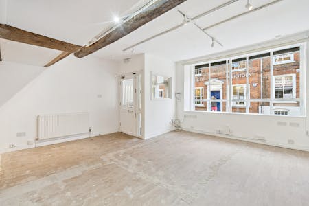 15 Temple Street, Aylesbury, Office To Let - DSC00257-7d5da39b93ce53458b3596561095b29f.jpg