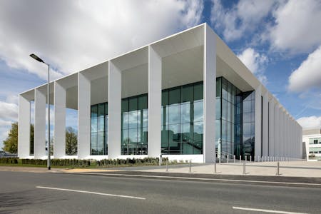 234 Bath Road, Slough, Office To Let - 234 Bath Road  Slough Trading Estate Offices 1.jpg