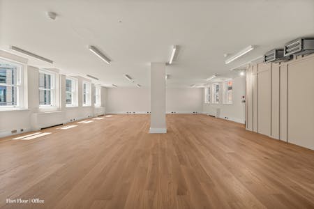 20-22 Mortimer Street (Reception - 3rd Floor), London, Office / Retail To Let - First Floor