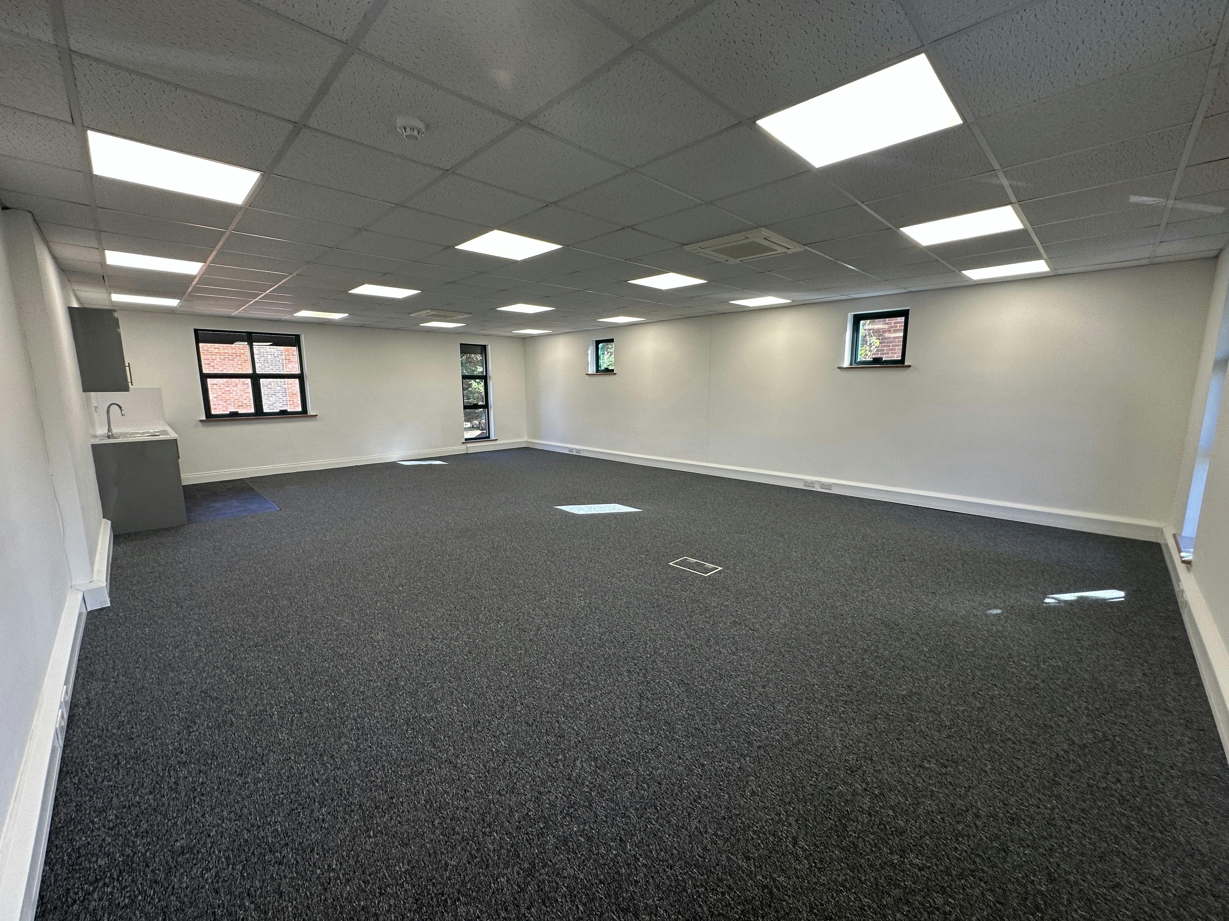 3 Hurlands Business Centre, Hurlands Close, Farnham, Offices / Industrial / Warehouse To Let - IMG_9604.JPG