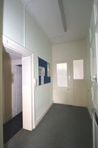 1st Floor Milton House, Fareham, Office To Let - EntranceLobby.jpg