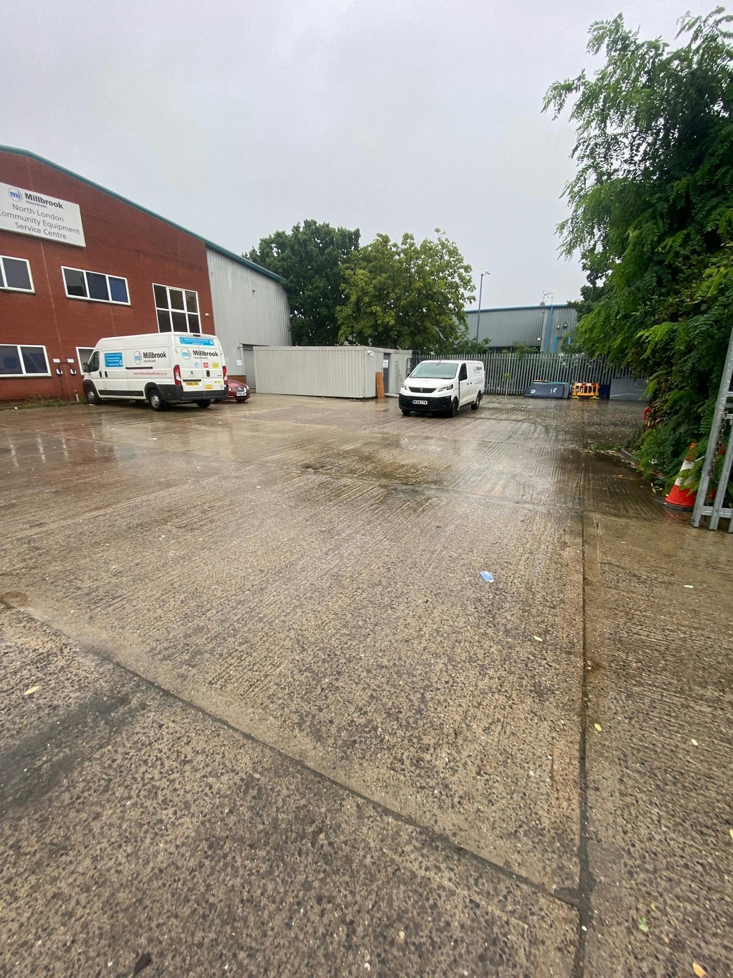 Industrial Unit in Chichester - photo 2