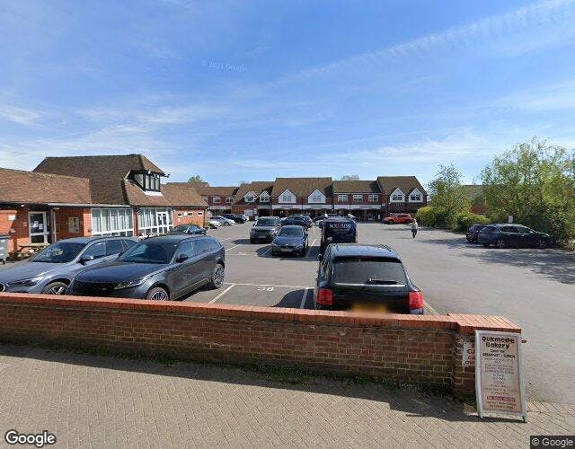 5-7 Oakmede Place, Binfield, Retail To Let - Street View