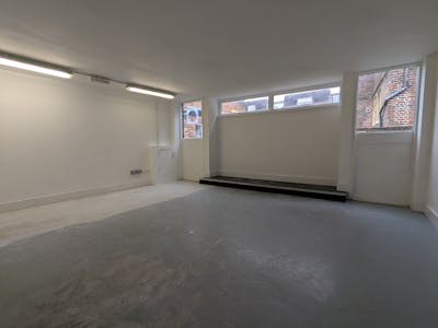 13 Jeffries Passage, Guildford Surrey, Retail To Let - 1000004995.jpg